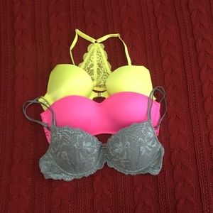 Pink bra bundle 💋💃🏼